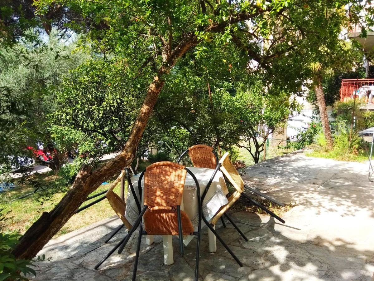 Проживание в семье Apartmani TOPLA Zlokovic Херцег-Нови