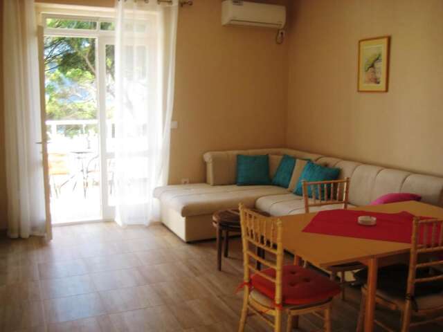 Проживание в семье Apartmani TOPLA Zlokovic Херцег-Нови-12